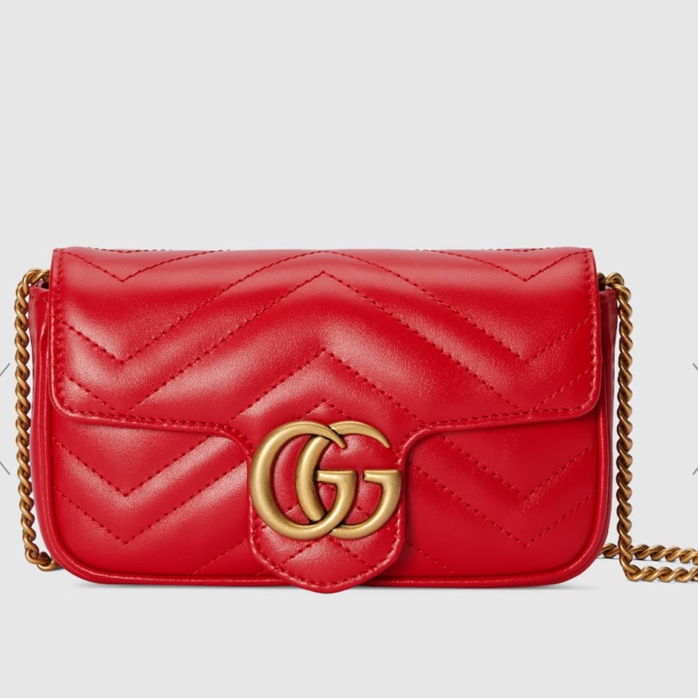 N E W - Gucci GG Marmont super mini crossbody in Red 😍